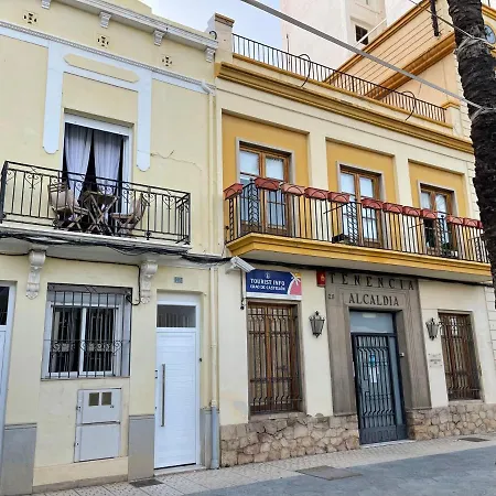 Centrally Located Spacious Private Buenavista In Grao With Rooftop Apartment Grao de Castellon