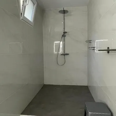 Centrally Located Spacious Private Buenavista In Grao With Rooftop